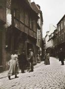 Dans la rue - Montluçon, Allier, 1905 © G. Wolkowitsch